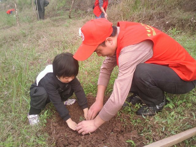 岳池义工后继有人.jpg